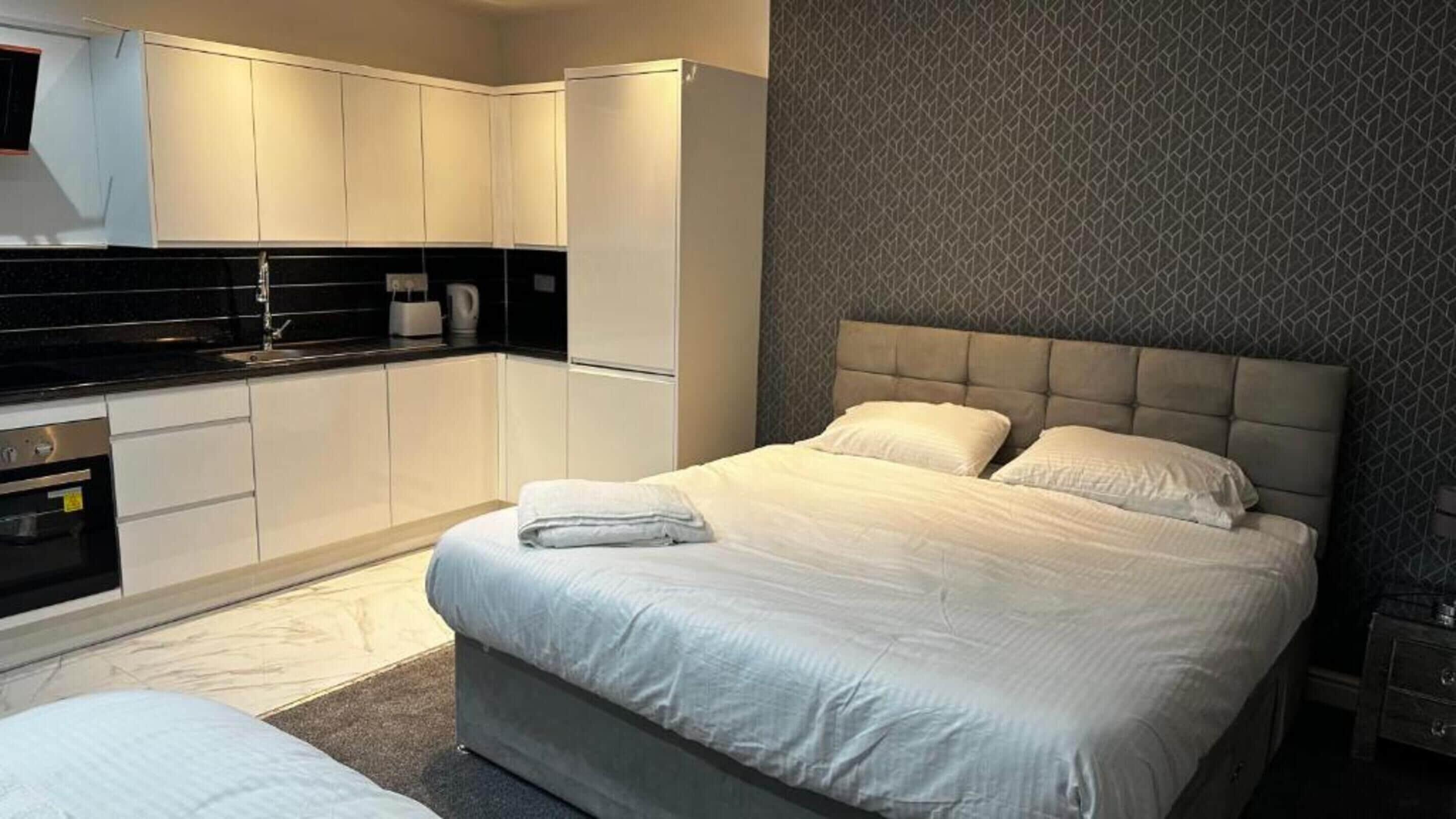 Oyo Cheetham Hill Guest House